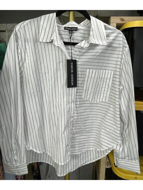 NWT Modern Works Women's Striped Cropped Dress Shirt M Capsule Wardrobe